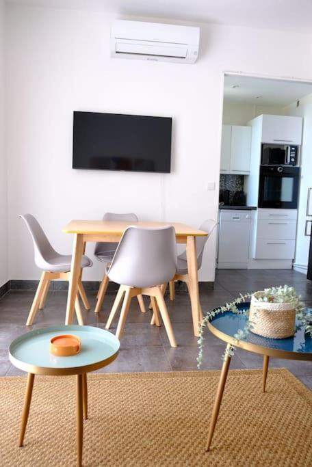 Cosy Studio A 2 Pas De La Plage Nice Bagian luar foto